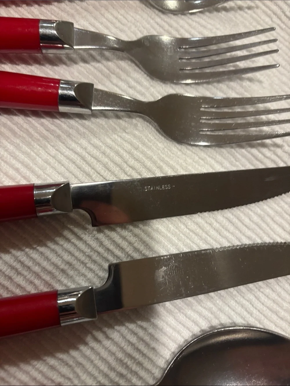 Red Handle Stainless Steel Flatware Set - 8 Piece (No Brand) Vintage?